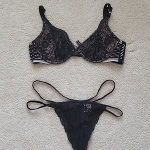 NWT- VS Bra